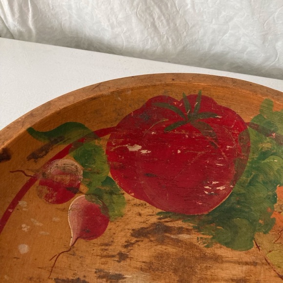 Primitive Wood Dough Bowl Footed Hand Painted  1940's Red Radishes on Inside - Picture 7 of 16